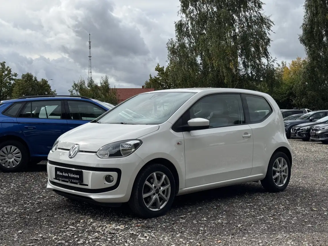 VOLKSWAGEN UP!