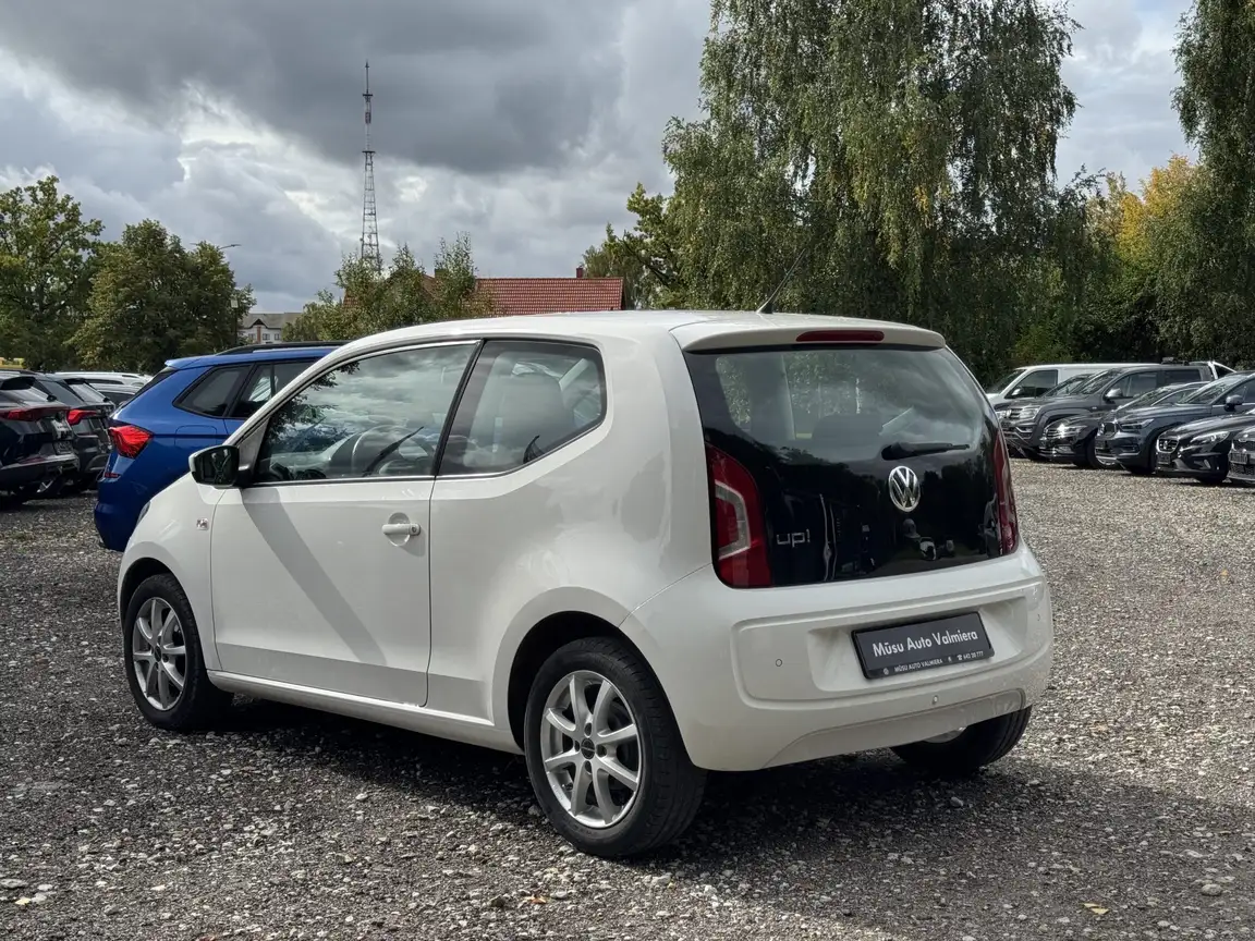 VOLKSWAGEN UP!