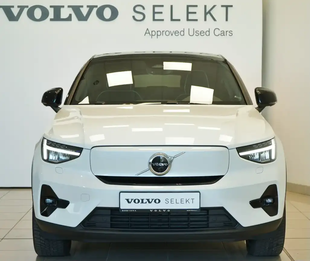 VOLVO C40