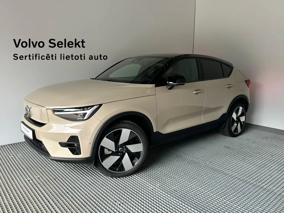 VOLVO C40