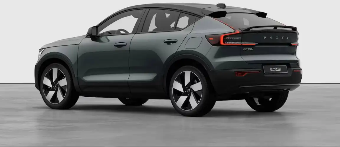 VOLVO EC40