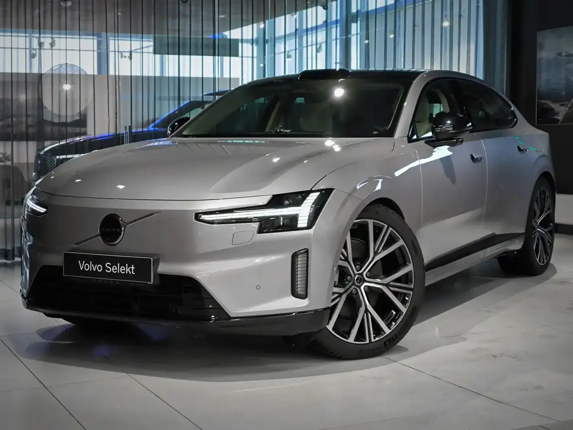 VOLVO ES90