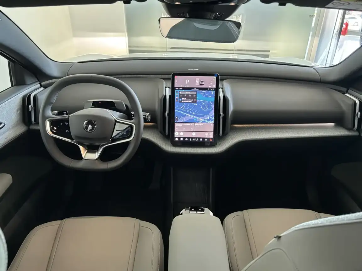 VOLVO EX30