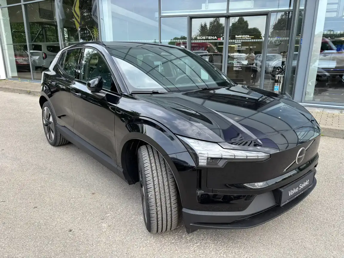 VOLVO EX30