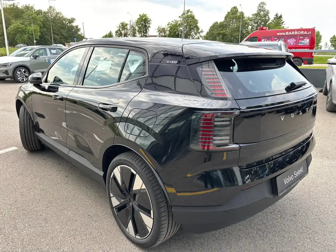 VOLVO EX30