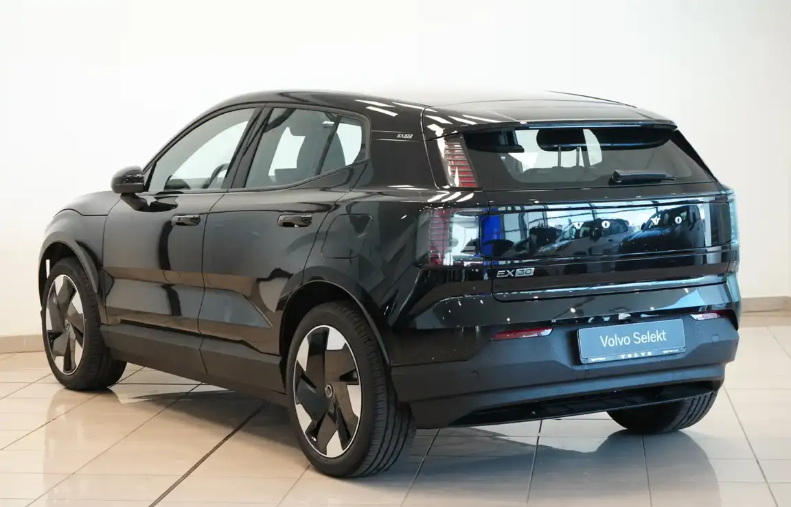 VOLVO EX30