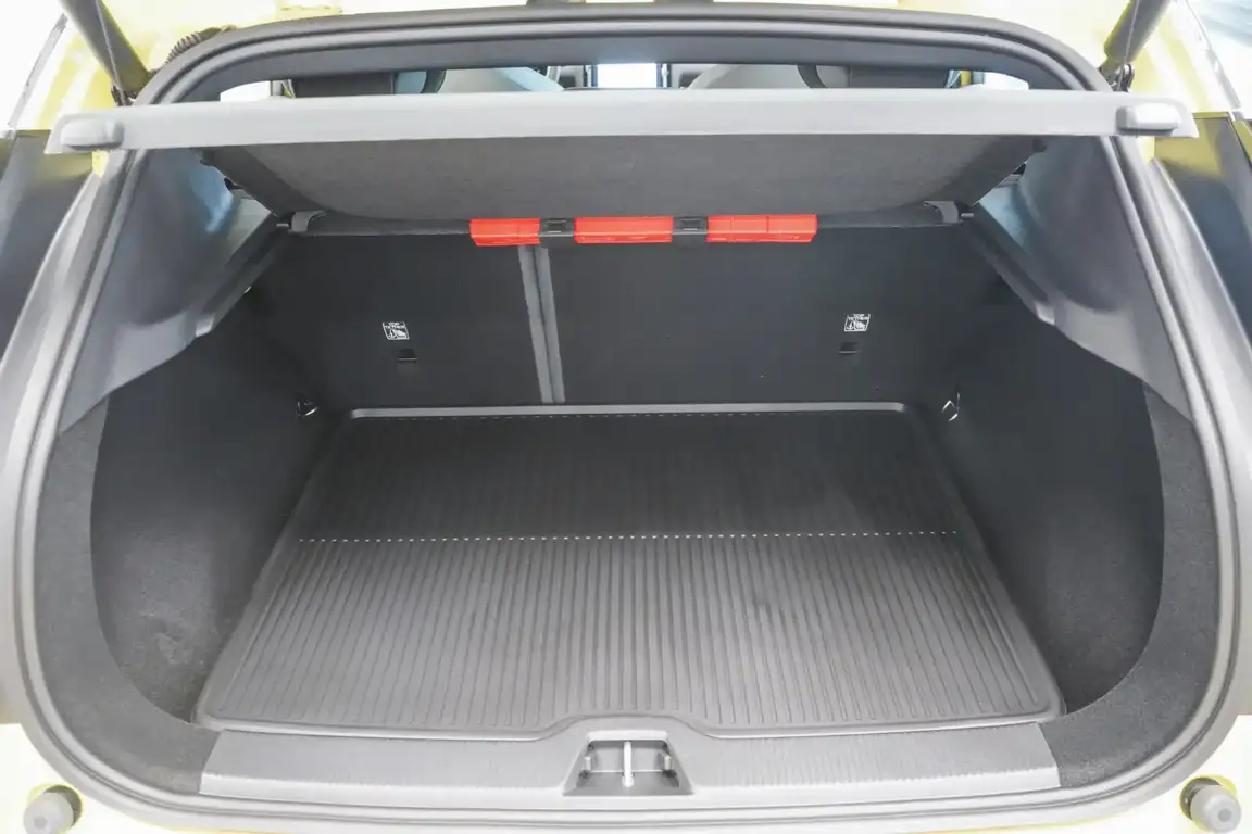 VOLVO EX30