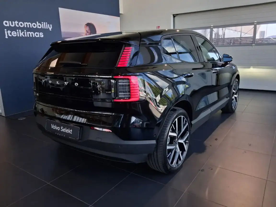 VOLVO EX30