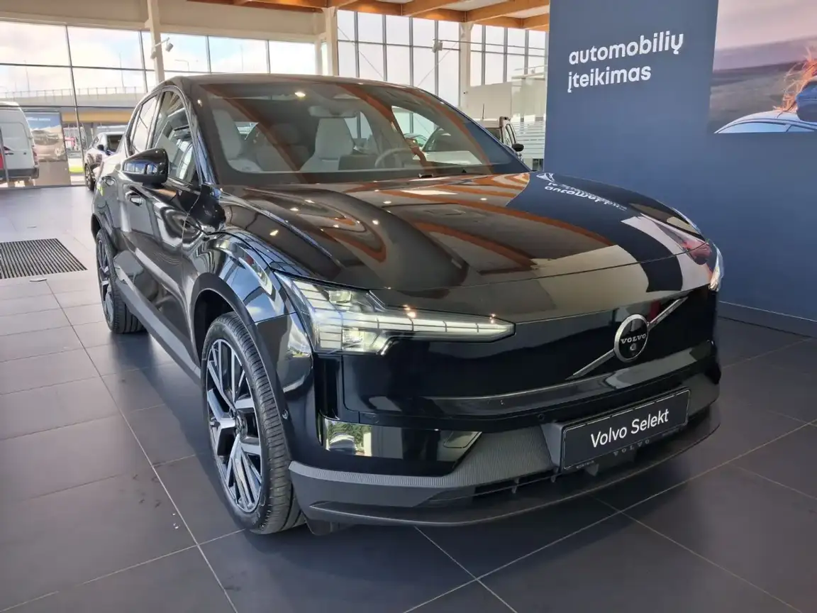 VOLVO EX30