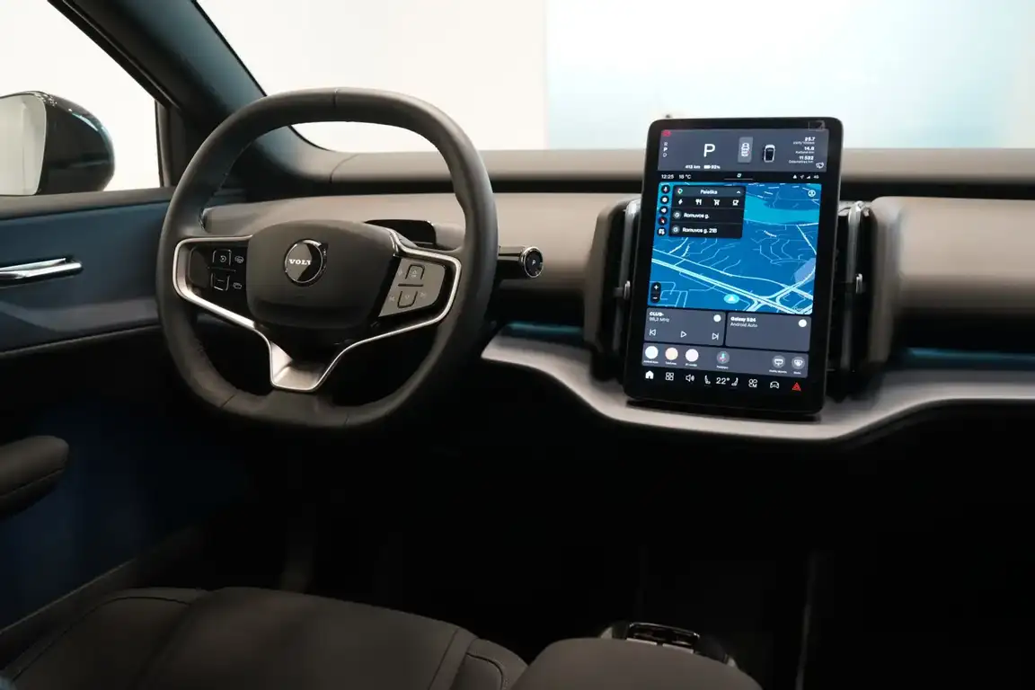 VOLVO EX30