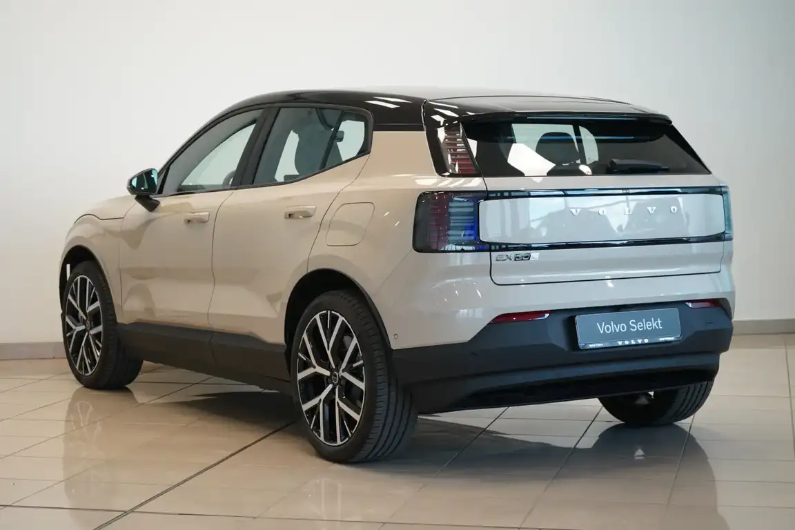 VOLVO EX30