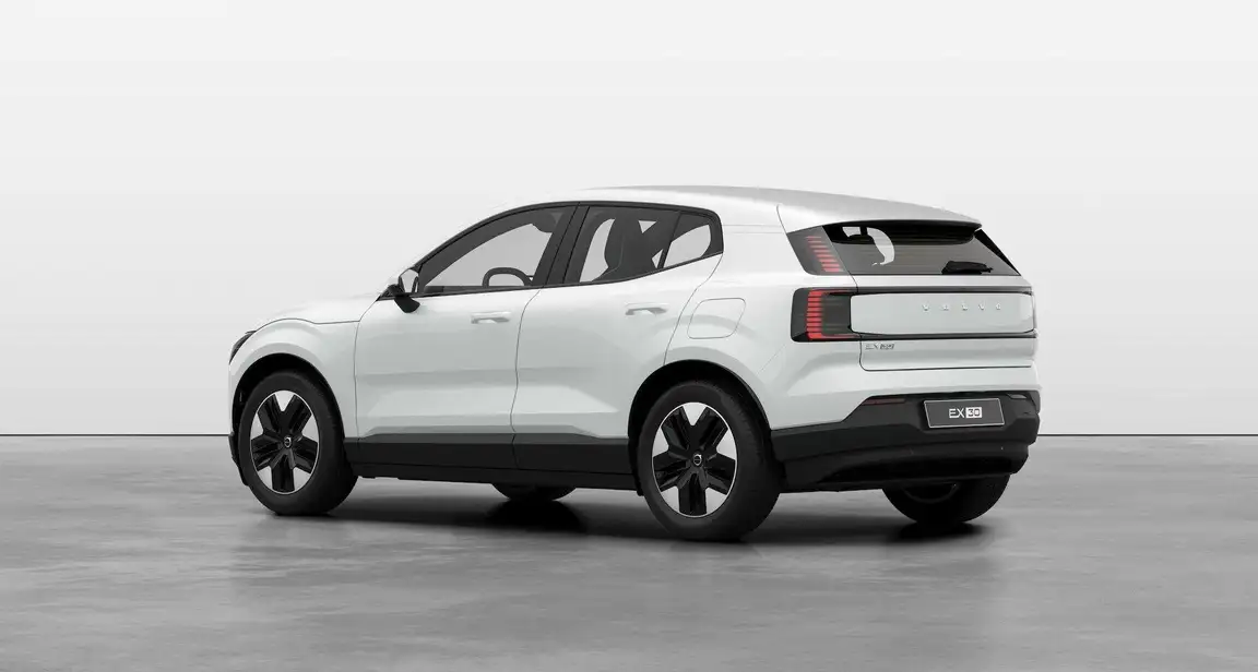 VOLVO EX30