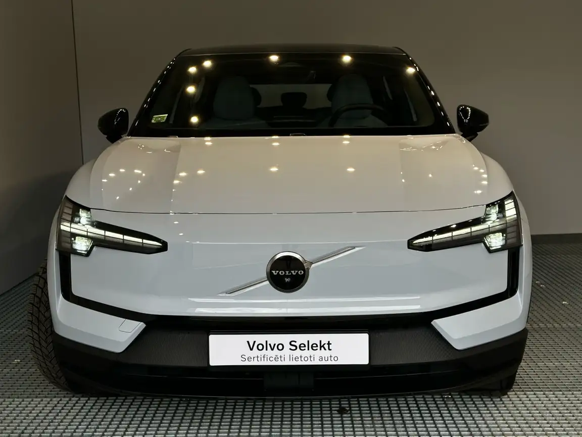 VOLVO EX30