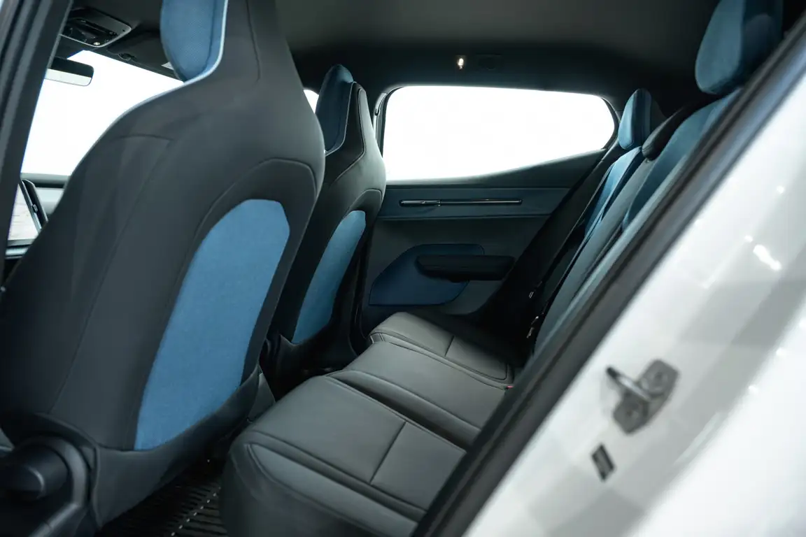 VOLVO EX30