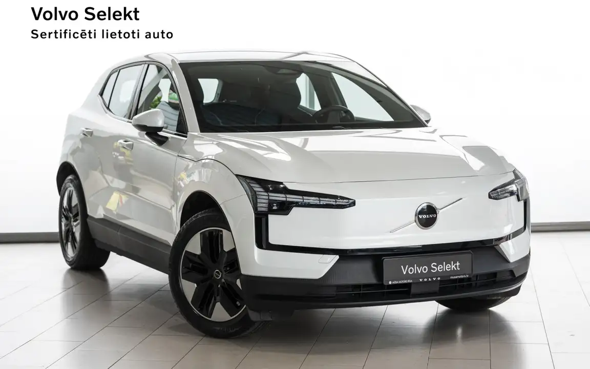 VOLVO EX30