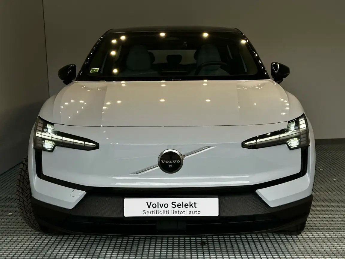 VOLVO EX30
