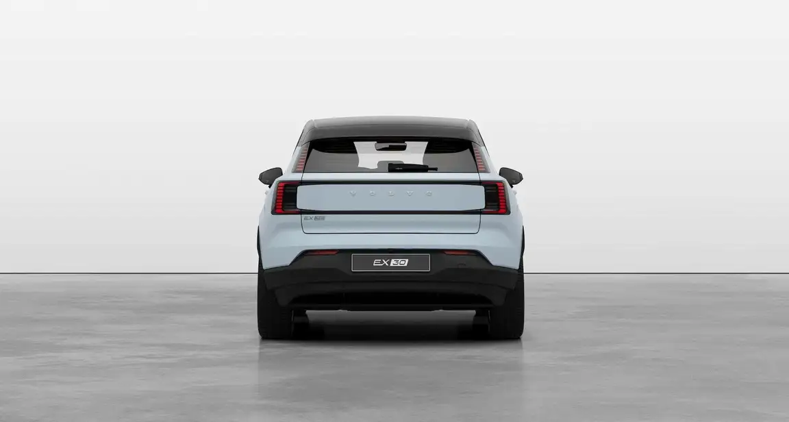 VOLVO EX30