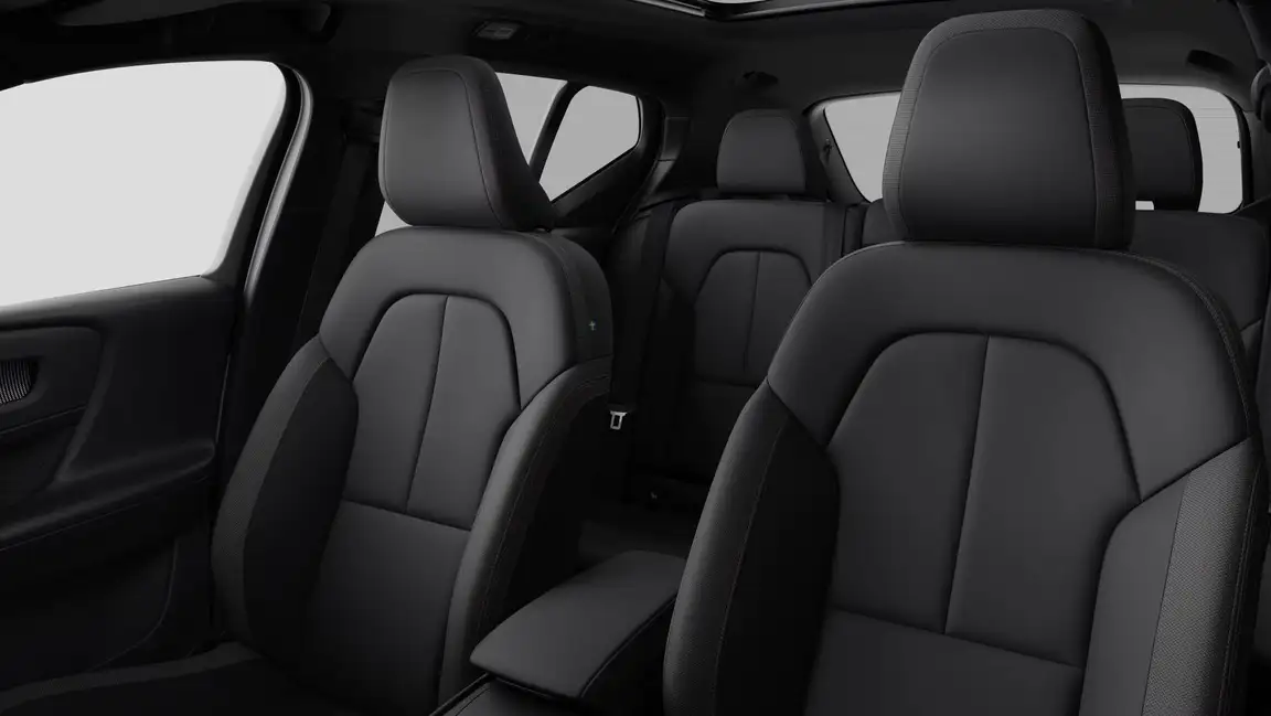 VOLVO EX40