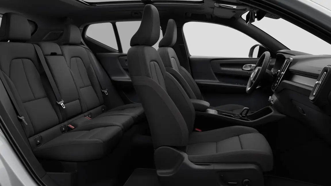VOLVO EX40
