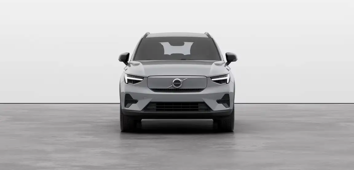 VOLVO EX40