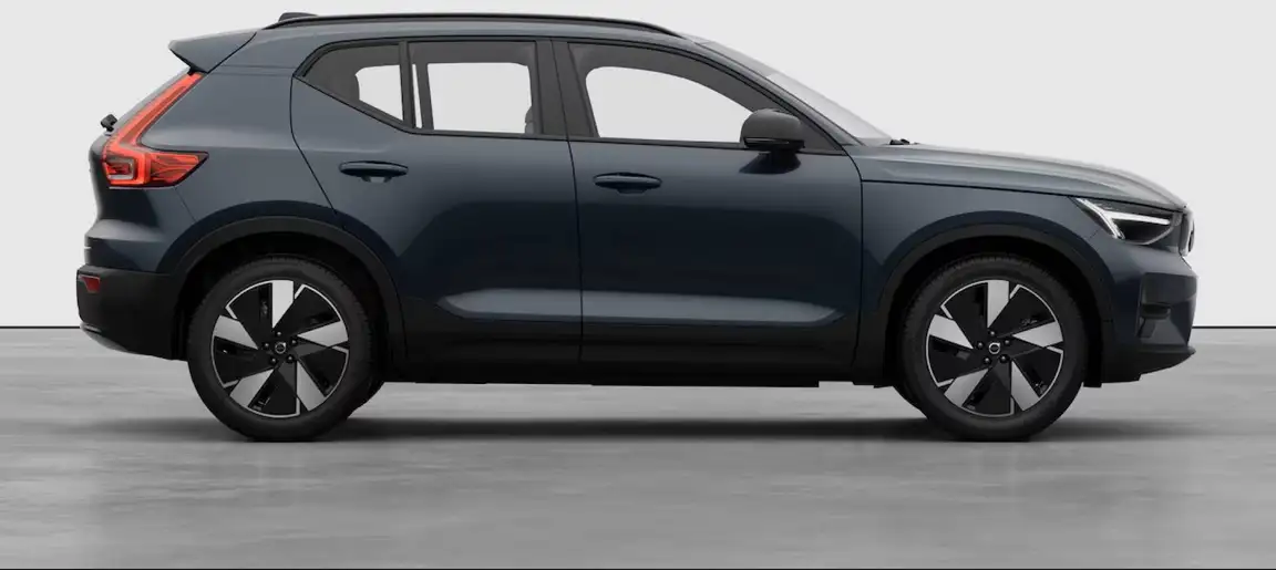 VOLVO EX40