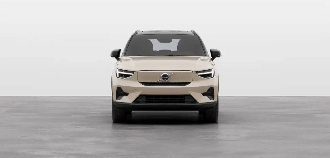 VOLVO EX40