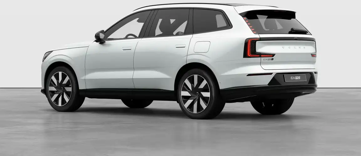 VOLVO EX90