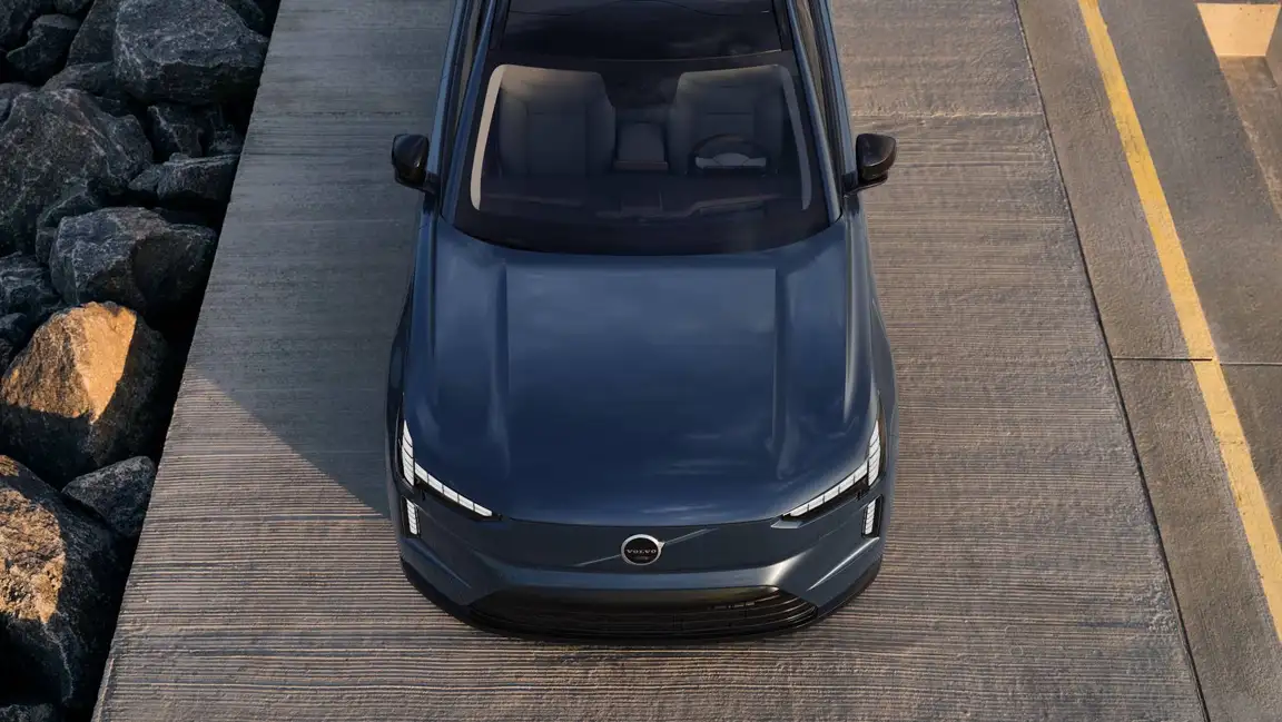 VOLVO EX90
