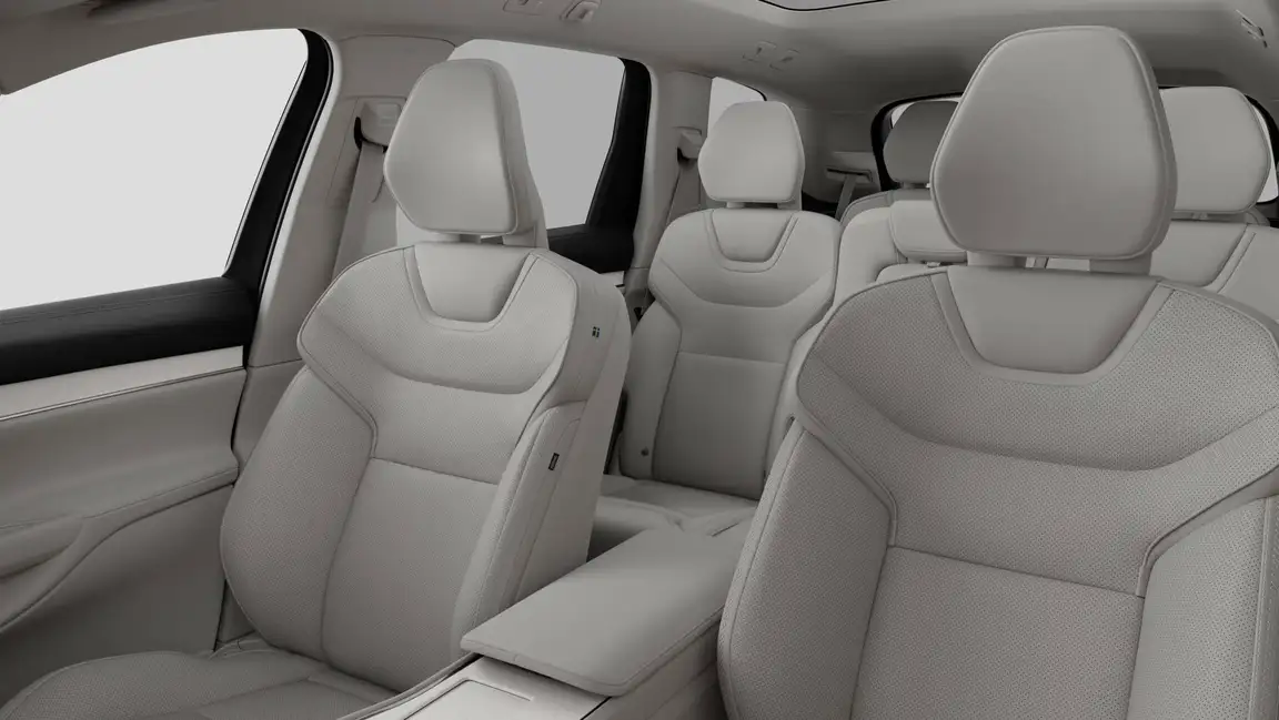 VOLVO EX90