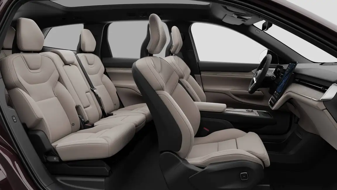 VOLVO EX90