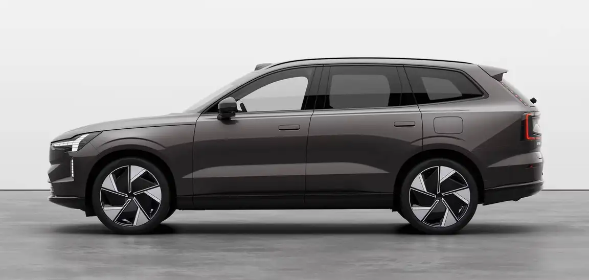 VOLVO EX90