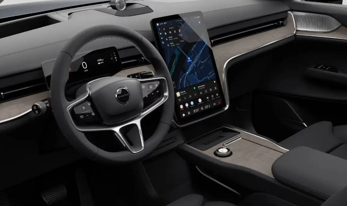 VOLVO EX90