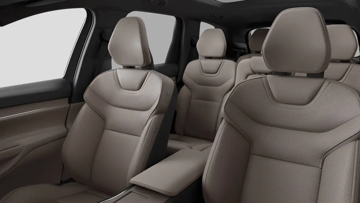VOLVO EX90