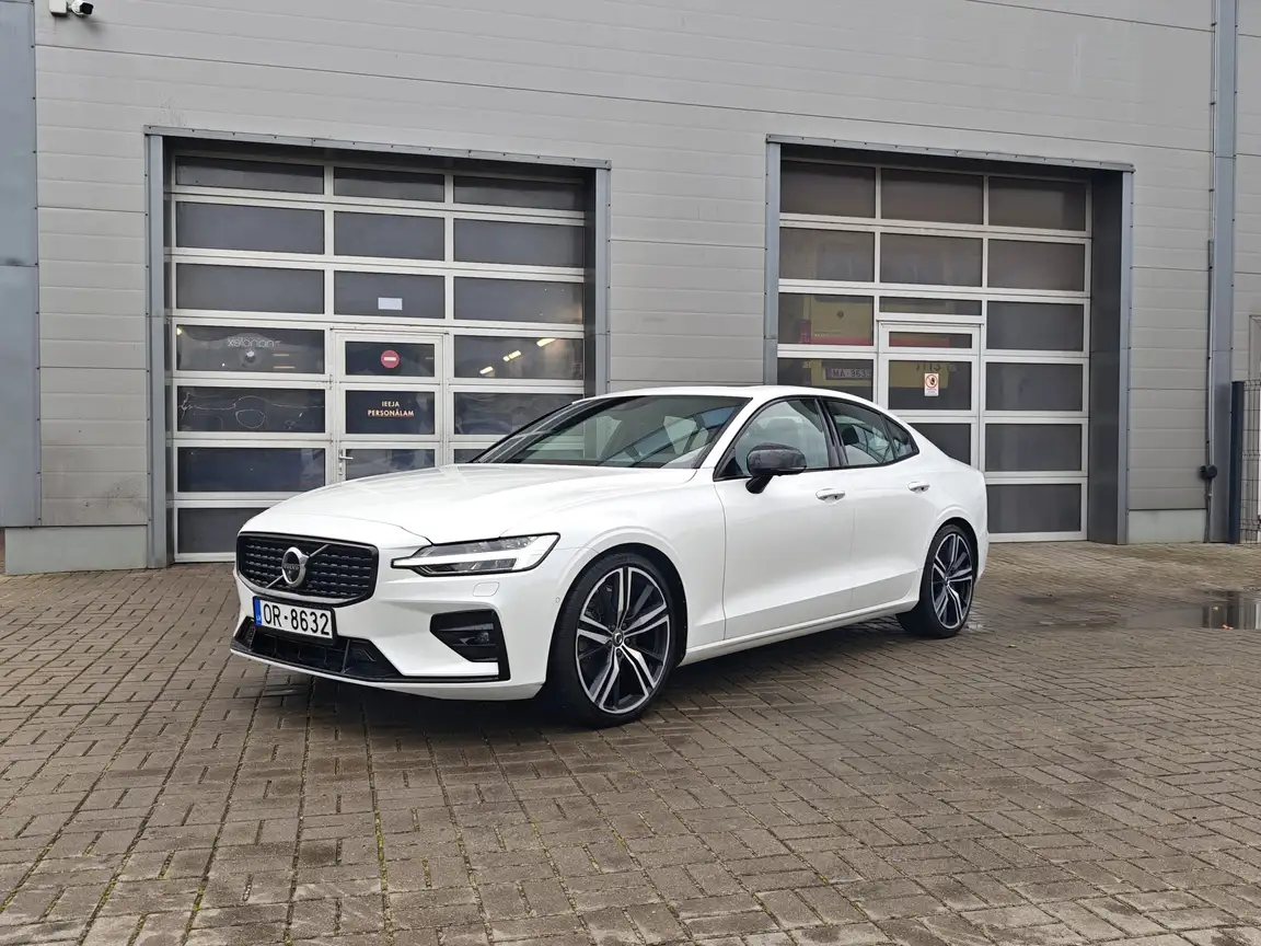 VOLVO S60