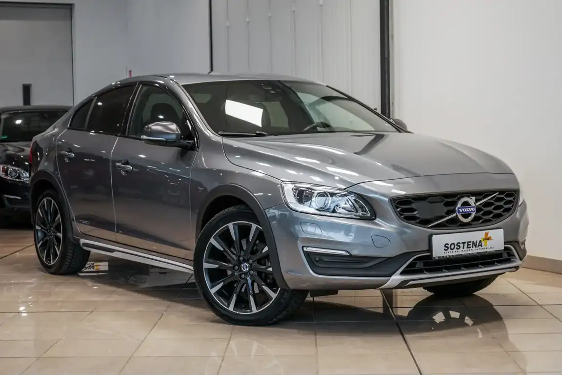 VOLVO S60 CROSS COUNTRY