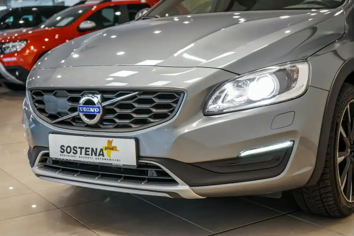 VOLVO S60 CROSS COUNTRY