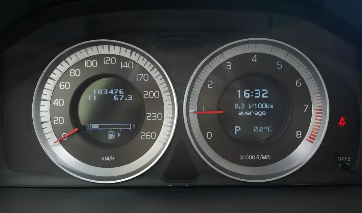 VOLVO S60