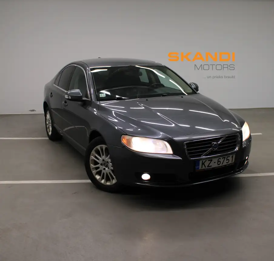 VOLVO S80