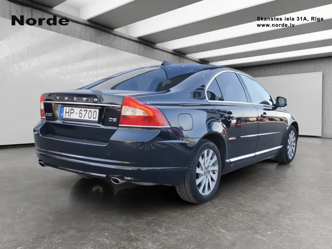 VOLVO S80