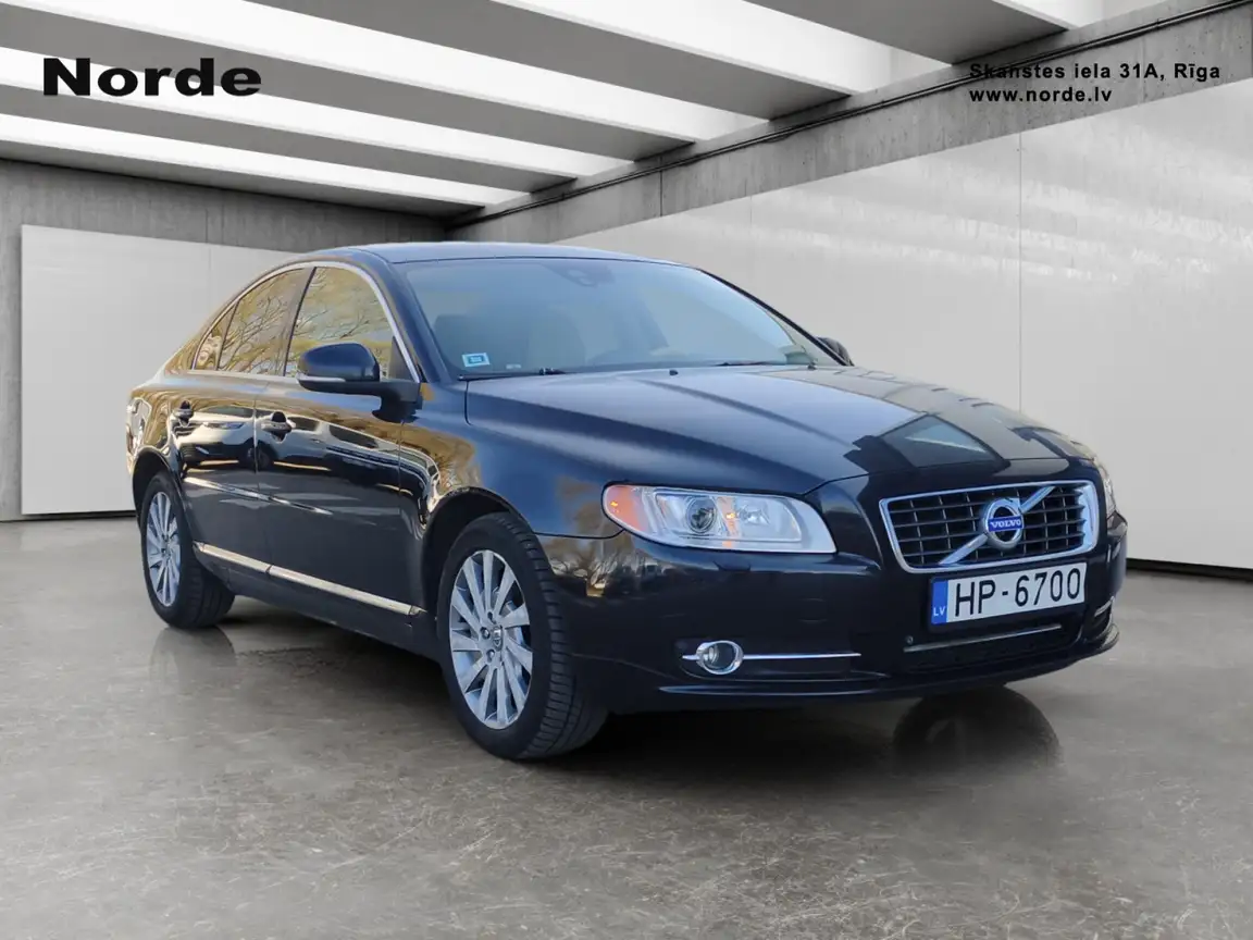 VOLVO S80