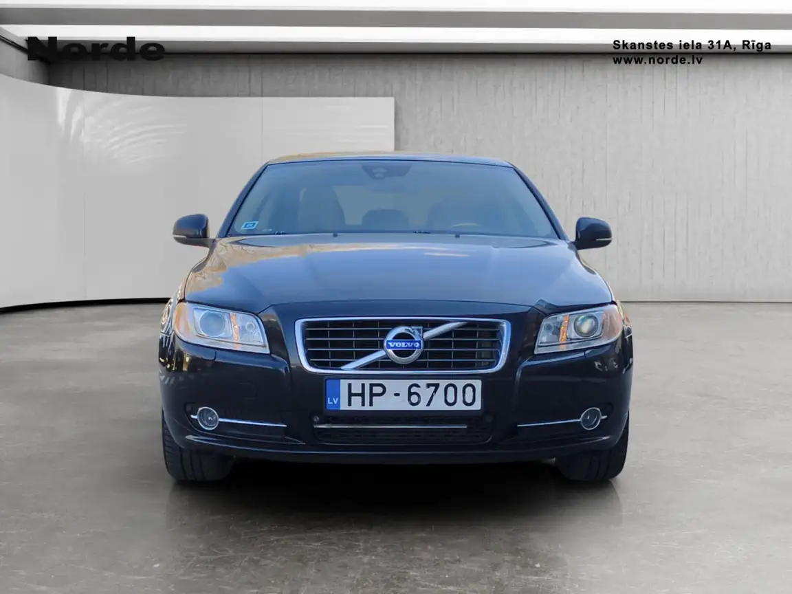 VOLVO S80