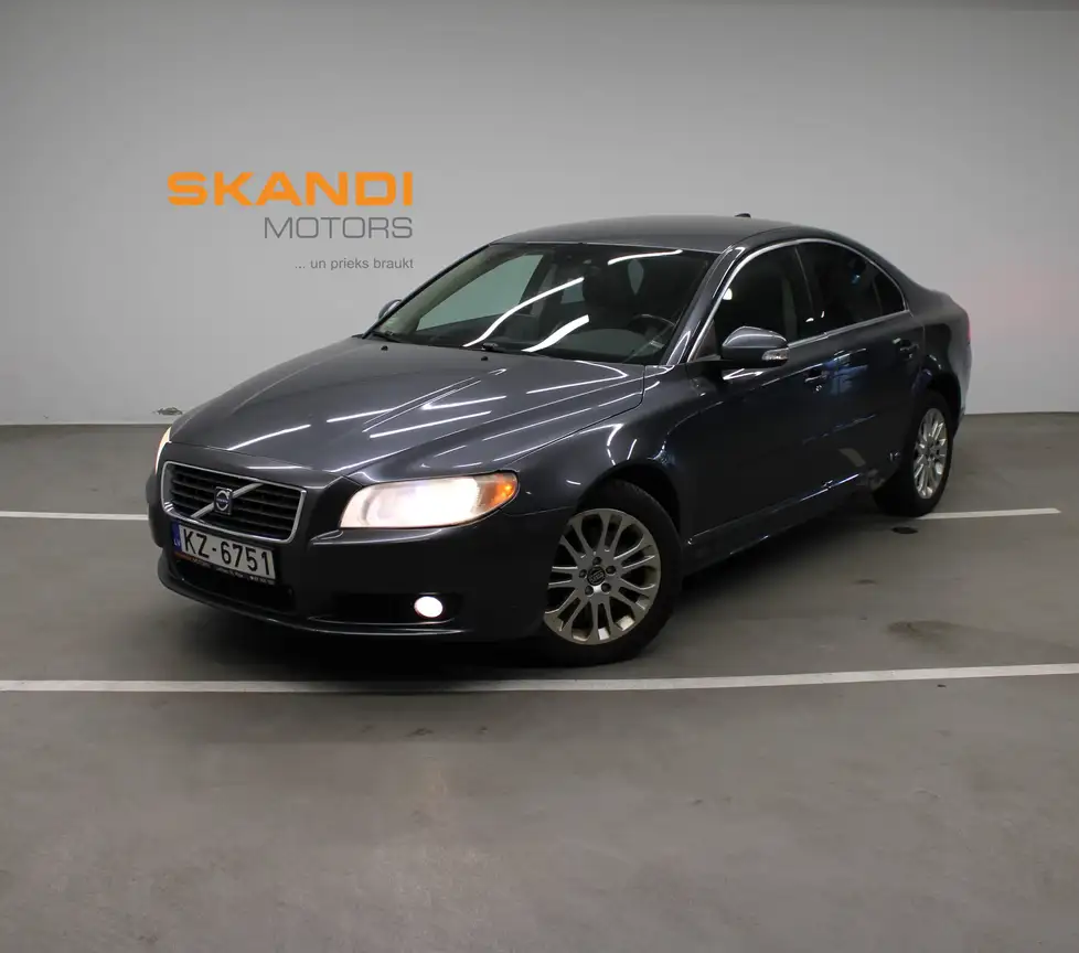 VOLVO S80