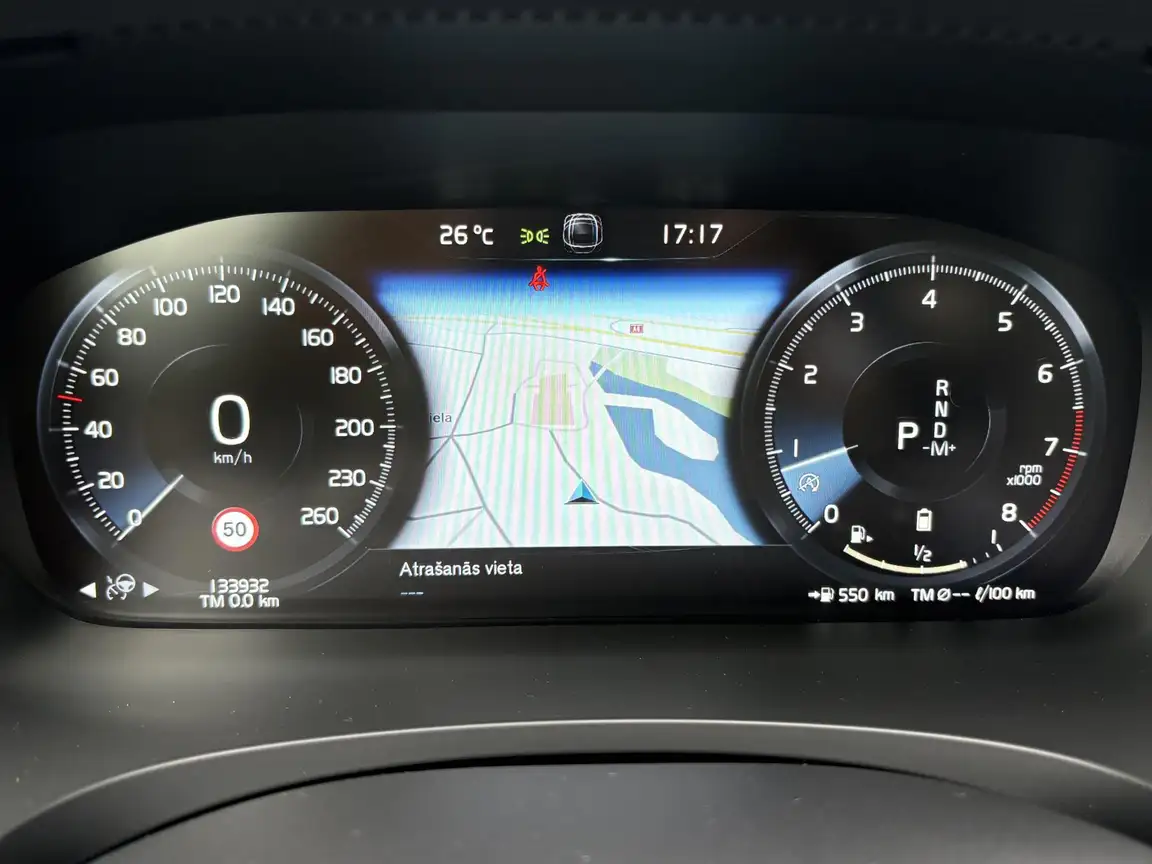 VOLVO S90