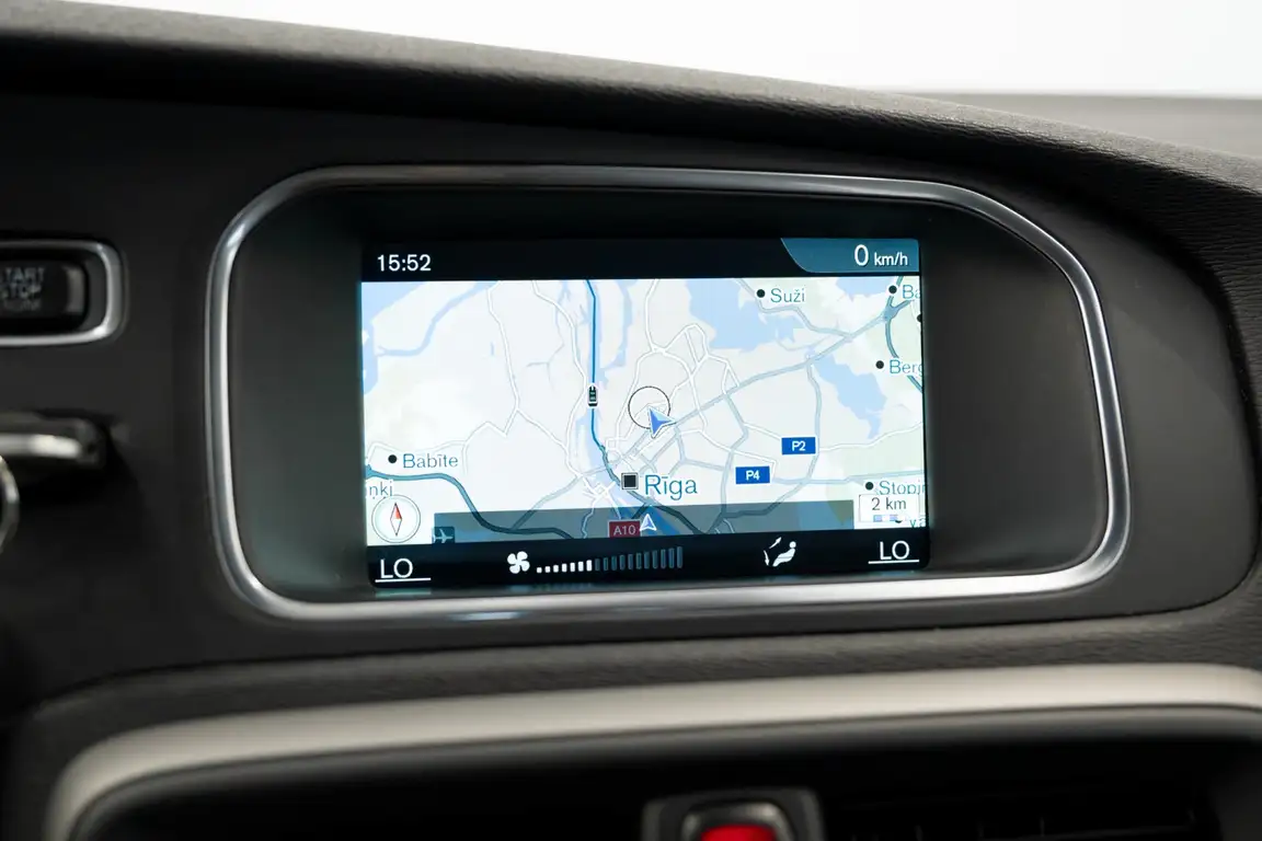 VOLVO V40