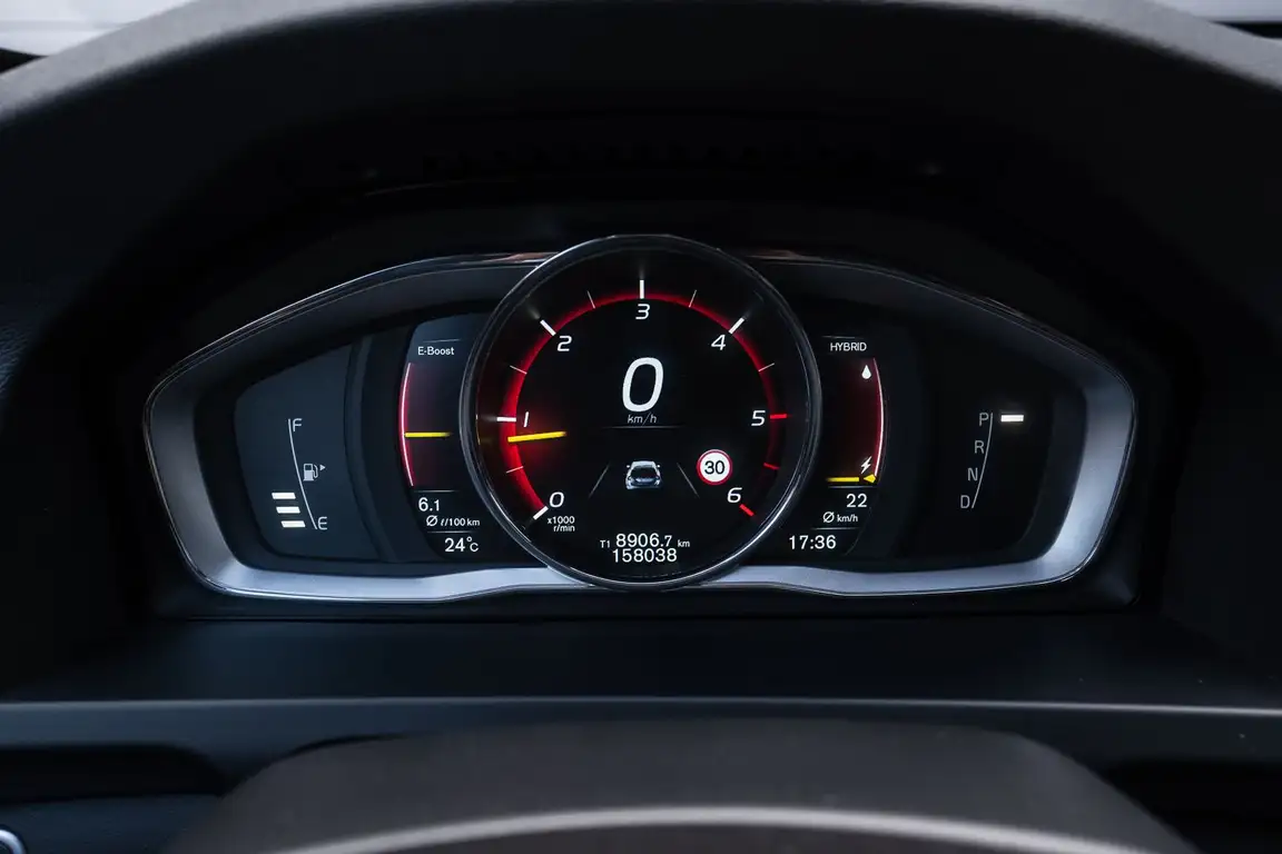 VOLVO V60
