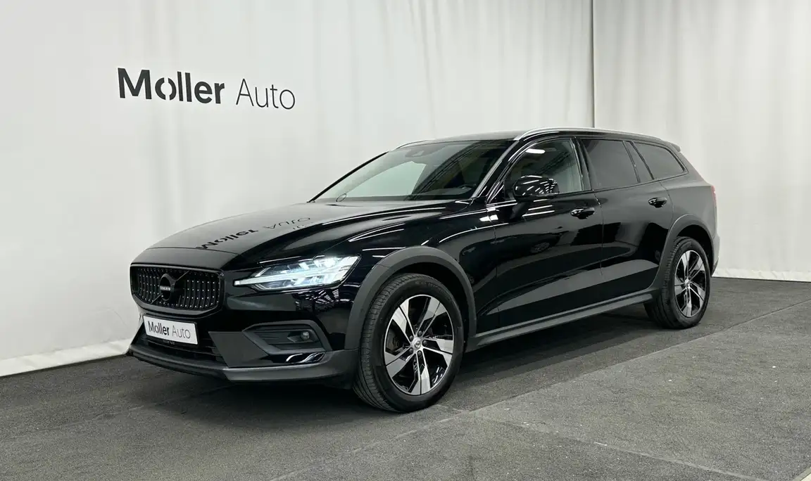 VOLVO V60 CROSS COUNTRY