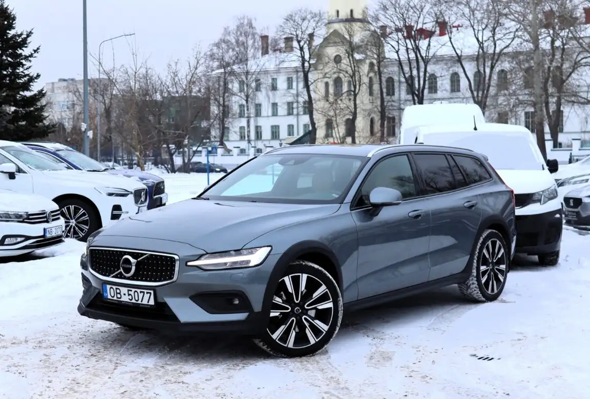 VOLVO V60