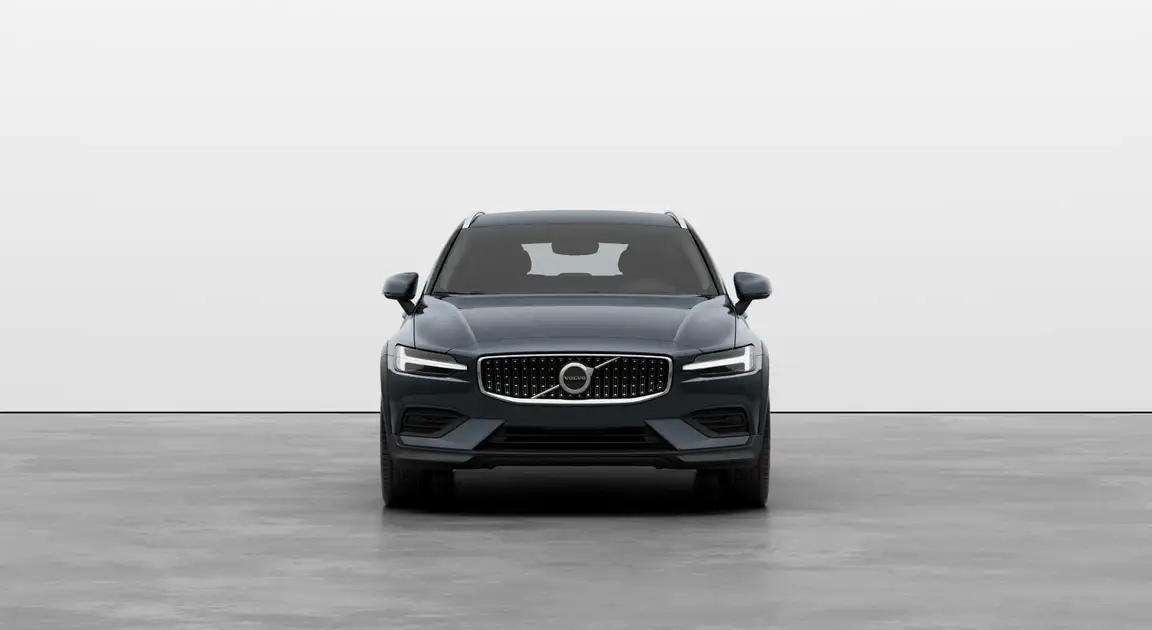 VOLVO V60 CROSS COUNTRY