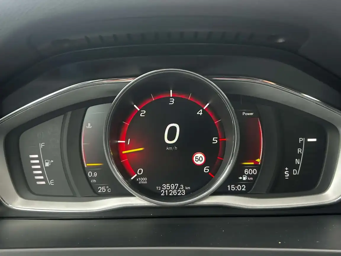 VOLVO V60