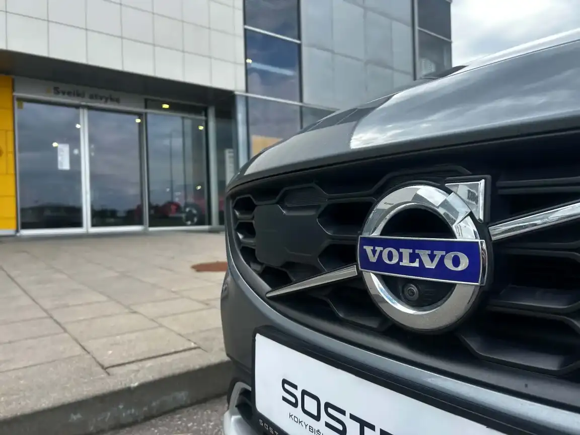VOLVO V60